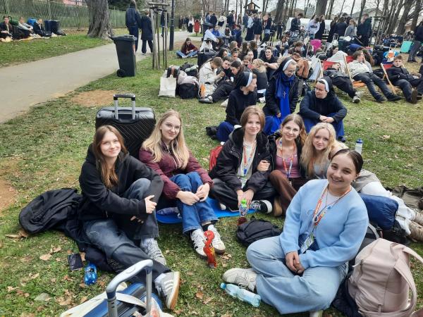 0ef9efc6 5963 4d85 ad4d 9a7b5c470acd