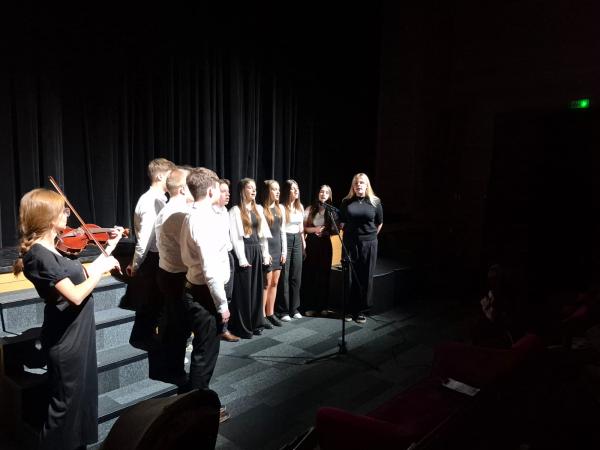 1e28fa7f 39fd 4894 8d9e 2c393c8bcd18