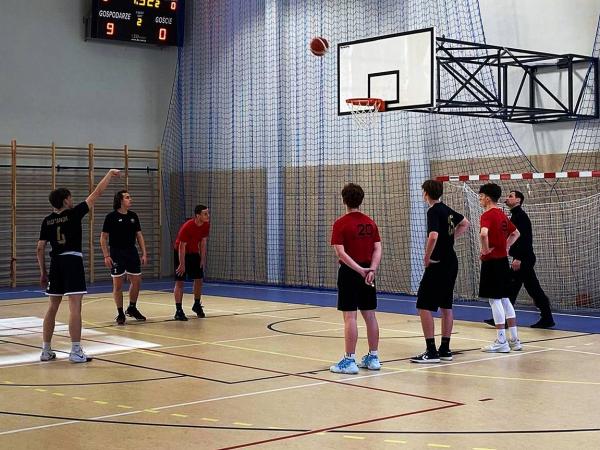 649231371 1644900757169084 8893186454771814274 n