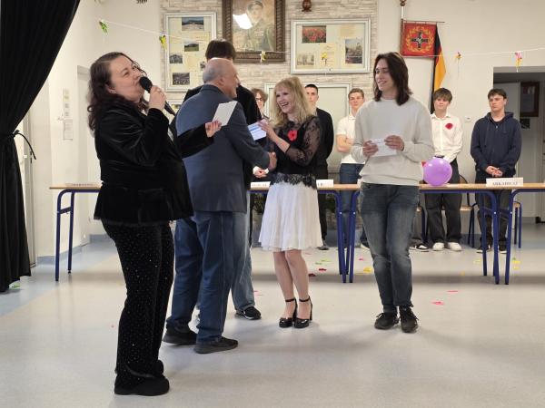 7cd845b1 17ed 4a42 989e 3e48ad48b527