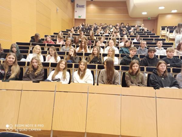 834d450f 6d41 40e5 9b8f 45442a69e260