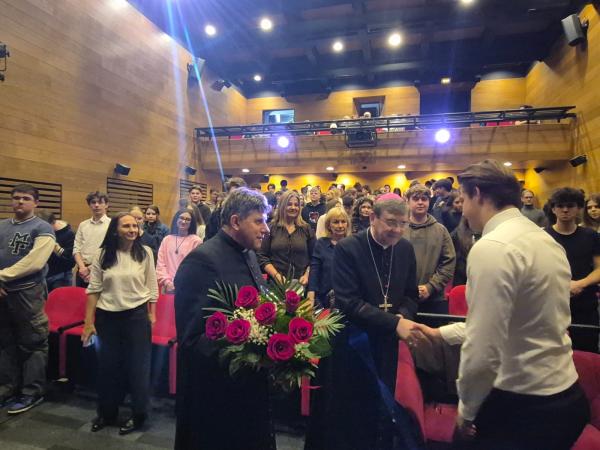 e9730c9d 6beb 4dde a6fc 25f7421e322e