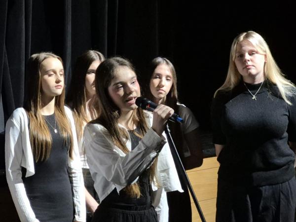 f02199bd 1416 4b43 adc2 f5e187bb9761