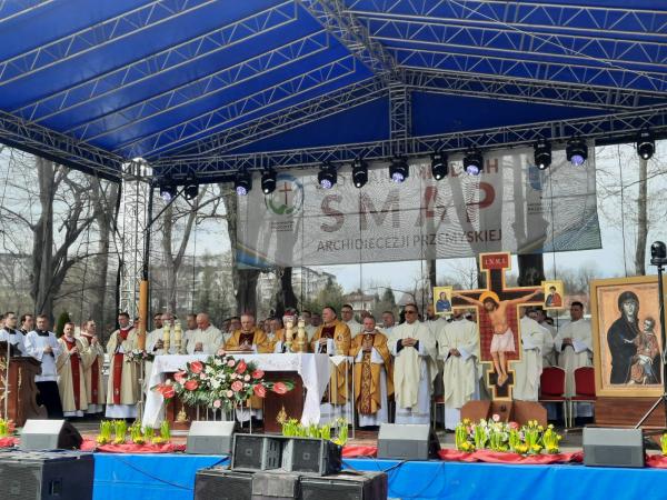 fe766e36 8b9e 4e08 ab70 426c6b4c68c5