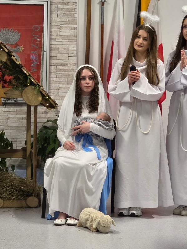 a93f2108 bc15 4040 8104 eb60d98d3cc3