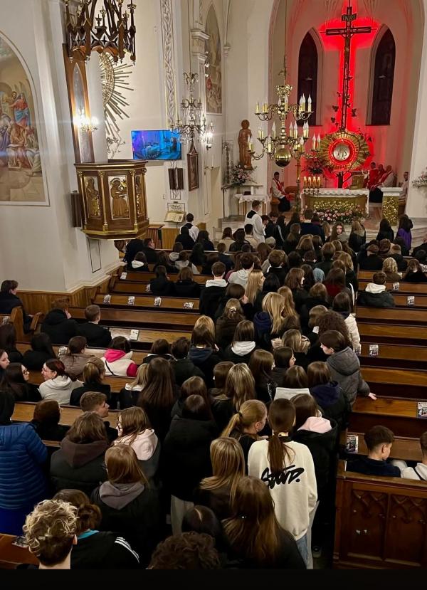 1742bae5 3e5b 45d9 80ae a78111a86c8e