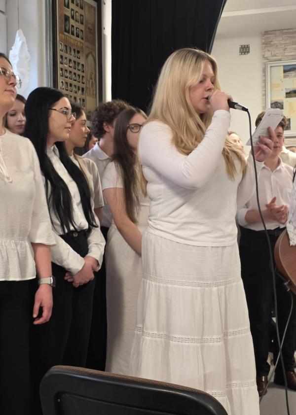 bd6a0367 4e9a 41bb 9335 0ecc58d6b40e